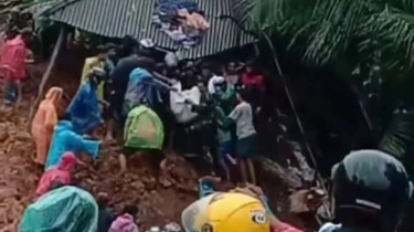 Banjir dan Longsor di Sumbar Renggut 19 Nyawa, 7 Orang Masih Hilang di Pesisir Selatan