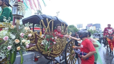 Di Tengah Guyuran Hujan, Prosesi Kirab Dugderan Kota Semarang Berlangsung Semarak dan Meriah