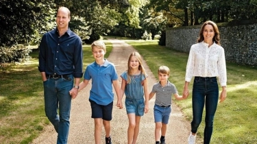 Foto Kate Middleton Bersama Tiga Anaknya Ternyata Editan! Auto Minta Maaf