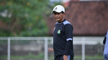 Djadjang Nurdjaman Gantikan Aji Santoso Melatih Persikabo 1973