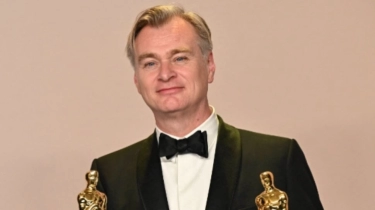 Gaji Fantastis Christopher Nolan di Oppenheimer Capai Rp 1,5 Triliun!
