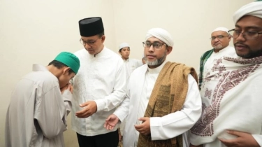 Melayat ke Rumah Duka Habib Hasan di Depok, Anies: Almarhum Berpulang Begitu Tenang