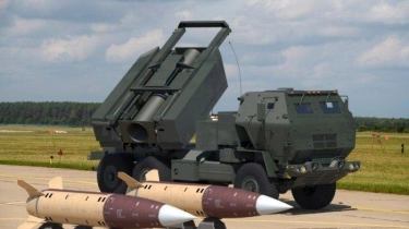 Akhirnya Paket Senjata AS Rp 4,6 Triliun Dikirim ke Ukraina, Yang Pertama Sejak 2024