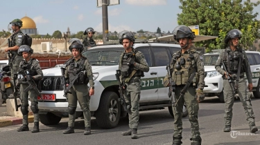 Dikawal Polisi Israel, Ratusan Pemukim Yahudi Serbu Masjid Al-Aqsa di Hari Pertama Ramadhan