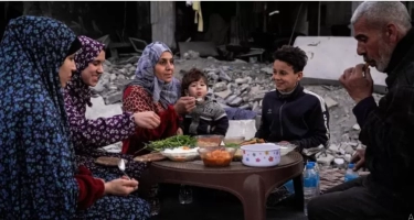 Warga Gaza Sambut Bulan Suci Ramadhan Tanpa Kegembiraan, tapi Tetap Berpuasa Meski Perang Tak Kunjung Usai