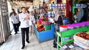Jokowi Tinjau Bahan Pokok di Tanjung Balai: Harga Beras Masih Baik, Cabai Naik