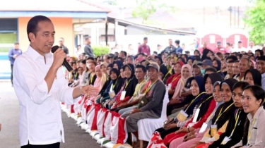 Bicara Peluang Teruskan Bantuan Pangan hingga Akhir 2024, Jokowi: Tapi Gak Janji