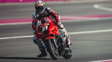 Valentino Rossi Terkesan pada Pedro Acosta, Langsung WA si Rookie usai MotoGP Qatar 2024