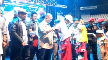 Syukuran Kemenangan Prabowo-Gibran, Haidar Alwi Santuni Anak Yatim