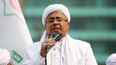 Pesan Simbolik Ronce Melati yang Dipakai Rizieq Shihab di Hari Pernikahan