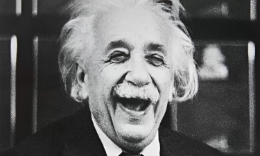 Pahami 7 Aturan Hidup Menarik dari Seorang Jenius Albert Einstein