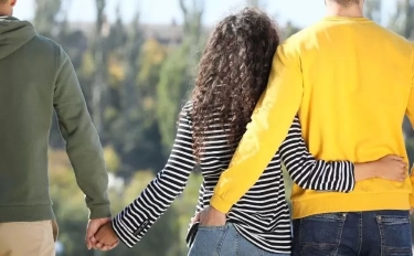Pasanganmu Selingkuh? 6 Hal yang Perlu Dipertimbangkan Sebelum Putus, Nomor 5 Paling Fatal