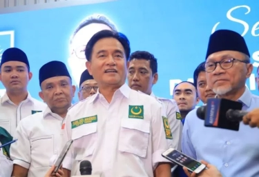 Sambangi MK, Tim Pembela Prabowo-Gibran Resmi Daftarkan jadi Pihak Terkait Gugatan Kubu 01 dan 03