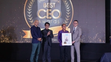 Dirut BKI Dapatkan Penghargaan untuk Kategori Indonesia Best 50 CEO Awards 2024