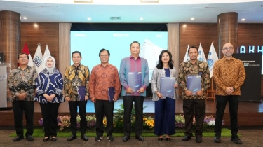 RUPS IDSurvey Angkat Dewan Komisaris dan Jajaran Direksi Baru Sucofindo dan Surveyor Indonesia