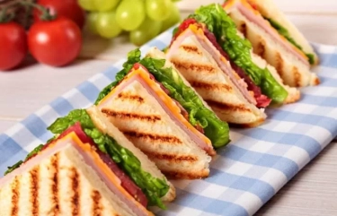 5 Nutrisi Sandwich Cocok untuk Bekal Sekolah Anak, Mulai Kandungan Vitamin B Kompleks hingga Likopen