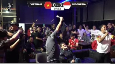 Bung Towel Kena Skakmat Mamat Alkatiri saat Timnas Indonesia Bantai Vietnam 3-0, Langsung Terdiam