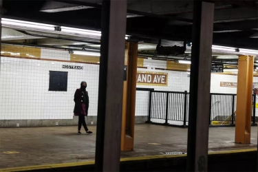 New York Bersiap Menguji Sistem Pendeteksi Senjata di Stasiun-stasiun Kereta Bawah Tanah