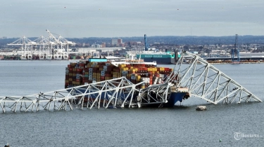 Biden Siap Gelontorkan Dana Darurat Rp 952 M untuk Bangun Kembali Jembatan Baltimore