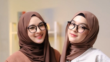 Adu Gaya Eca Aura dan Nissa Sabyan, Dibilang Mirip Hingga Kayak Anak Kembar