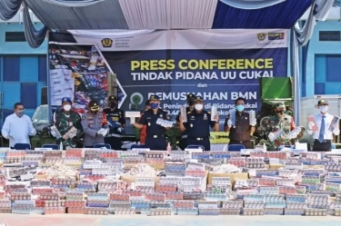 DPR: Kenaikan Cukai Tak Efektif Kendalikan Konsumsi karena Marak Rokok Ilegal