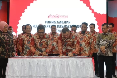 CCEP Indonesia dan Perwakilan Serikat Pekerja Sepakati PKB 2024-2026