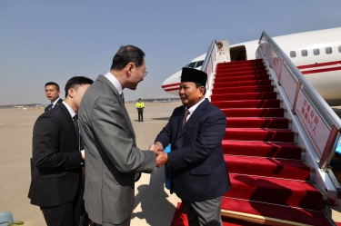 Jadi Negara Pertama yang Didatangi usai Pilpres, PM Li Qiang Nilai Prabowo Bersahabat Dengan Tiongkok