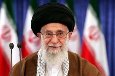 Khamenei: Kami akan Buat Israel Sesali Serangannya di Konsulat Iran di Damaskus