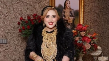Dari Mana Kekayaan Mira Hayati? Bos Skincare Makassar Bikin Geger Pamer Pakai Hijab Emas