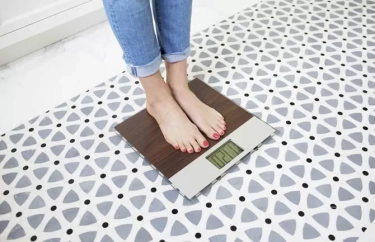 10 Tips Menahan Nafsu Makan Agar Berhasil Mencapai Berat Badan yang Ideal