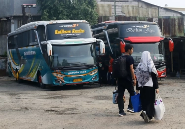 Tiket Bus ke Jateng, Padang, dan Palembang dari Terminal Kalideres untuk 5-8 April Sudah Ludes, PO Kerahkan Bus Bantuan