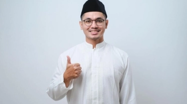 Bosan dengan Koko Klasik, Ini Inspirasi Baju Muslim Pria Kekinian untuk Lebaran