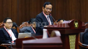 Mahfud MD Minta Tolong ke Nadiem Makarim, Ada Apa Gerangan?