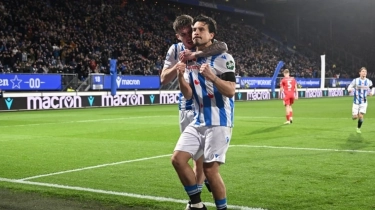 Proses Gol Keren Thom Haye untuk SC Heerenveen, Aksi Tipu Kiper Lawan