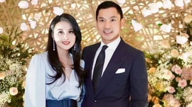 Viral Anak Sandra Dewi Keliling Garasi Penuh Mobil Mewah, Netizen: Kita LCGC Aja Puyeng Bayar Angsuran