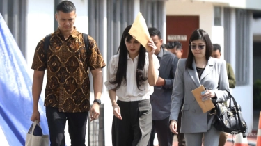 Video Sandra Dewi Tampil dengan Tas Rp 600 Ribuan saat Diperiksa Kejagung soal Kasus Harvey Moeis