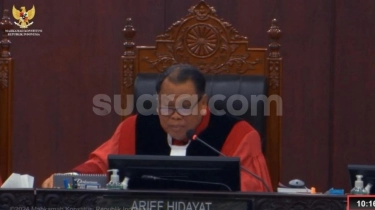 Geregetan! Hakim MK Desak DKPP 'Buang' Ketua KPU jika Langgar Etik Lagi