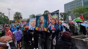 Aksi di Depan Kedubes AS, Demonstran Tolak Normalisasi Hubungan Indonesia dengan Israel