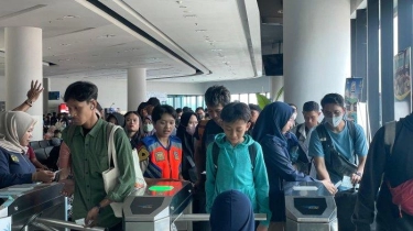 Puncak Arus Mudik Lebaran 2024 di Pelabuhan Merak Terjadi Hari Ini, Tiket Penyeberangan Ludes