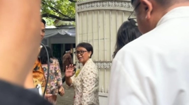Lambaikan Tangan, Menteri Jokowi Sambangi Kediaman Megawati Soekarnoputri