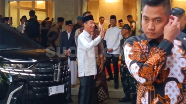 Momen Presiden Sapa Warga Usai Salat Ied Di Masjid Istiqlal, Jokowi Rela Diajak Swafoto