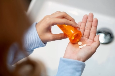 Intip Bahaya Kelebihan Vitamin B Kompleks bagi Tubuh: 5 Efek Samping yang Perlu Diwaspadai Beserta Tips Konsumsinya