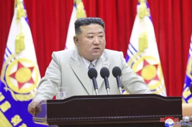 Kim Jong Un Nyatakan Siap Perang, saat Berikan Pengarahan di Lapangan Universitas Militer dan Politik Kim Jong II
