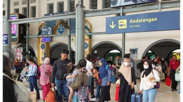 47 Ribu Lebih Pemudik Kereta Balik Jakarta di H+4 Lebaran, Sebagian Turun di Stasiun Pasar Senen