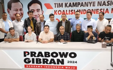 Hormati Proses Hukum, Prabowo Minta Aksi Relawan TKN di MK Dibatalkan