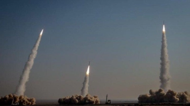 Bagaimana Rudal ‘Usang’ Iran Menembus Pertahanan Udara Israel? Dezful, Emad, hingga Ghadr