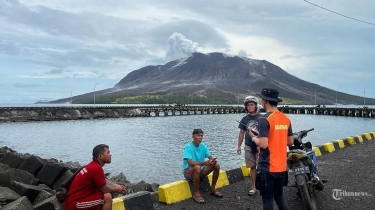 BNPB Catat Ribuan Warga Mengungsi Akibat Dampak Erupsi Gunungapi Ruang yang Meluas