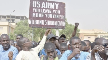 Tak Rela Negaranya Jadi Pangkalan Terbang Drone Militer, Ratusan Warga Niger Demo Usir Tentara AS