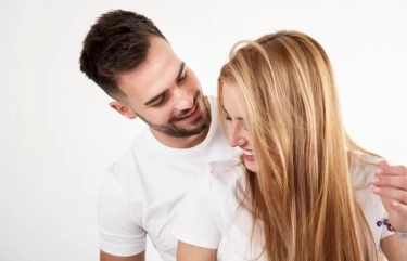 13 Tanda Pria Sangat Mencintaimu Menurut Psikologi, Salah Satunya Berusaha Keras Melakukan Hal Ini