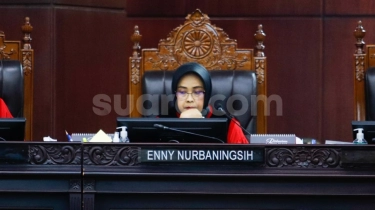 Mengenal Enny Nurbaningsih Hakim MK yang Sampaikan Dissenting Opinion Dalam Sengketa Pilpres: Bertekad Tidak Berpihak